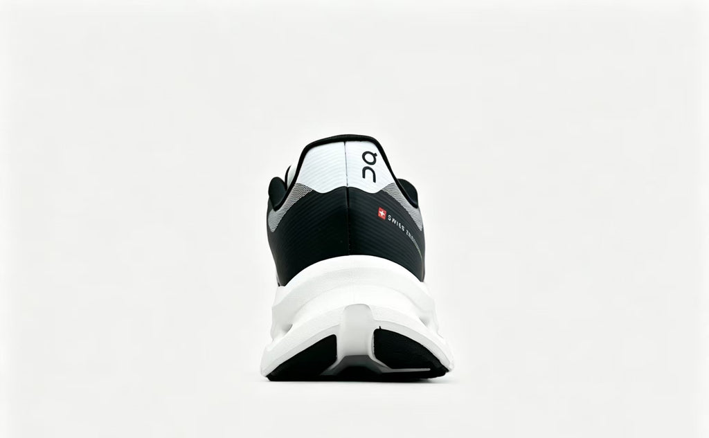 Cloudnova - Black / White