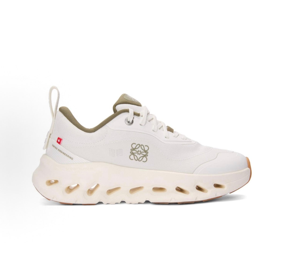 LOEWE Cloudtilt 2.0 - White / Sage