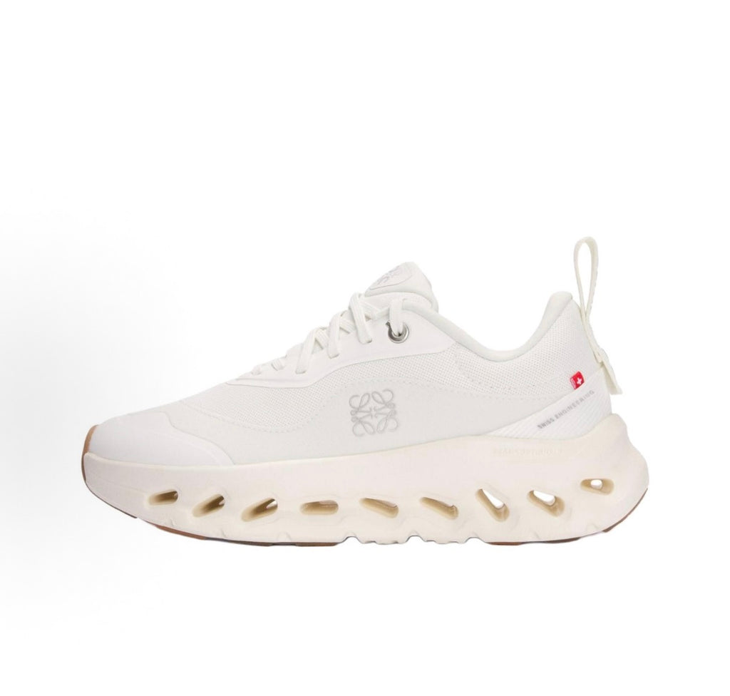 LOEWE Cloudtilt 2.0 - All White