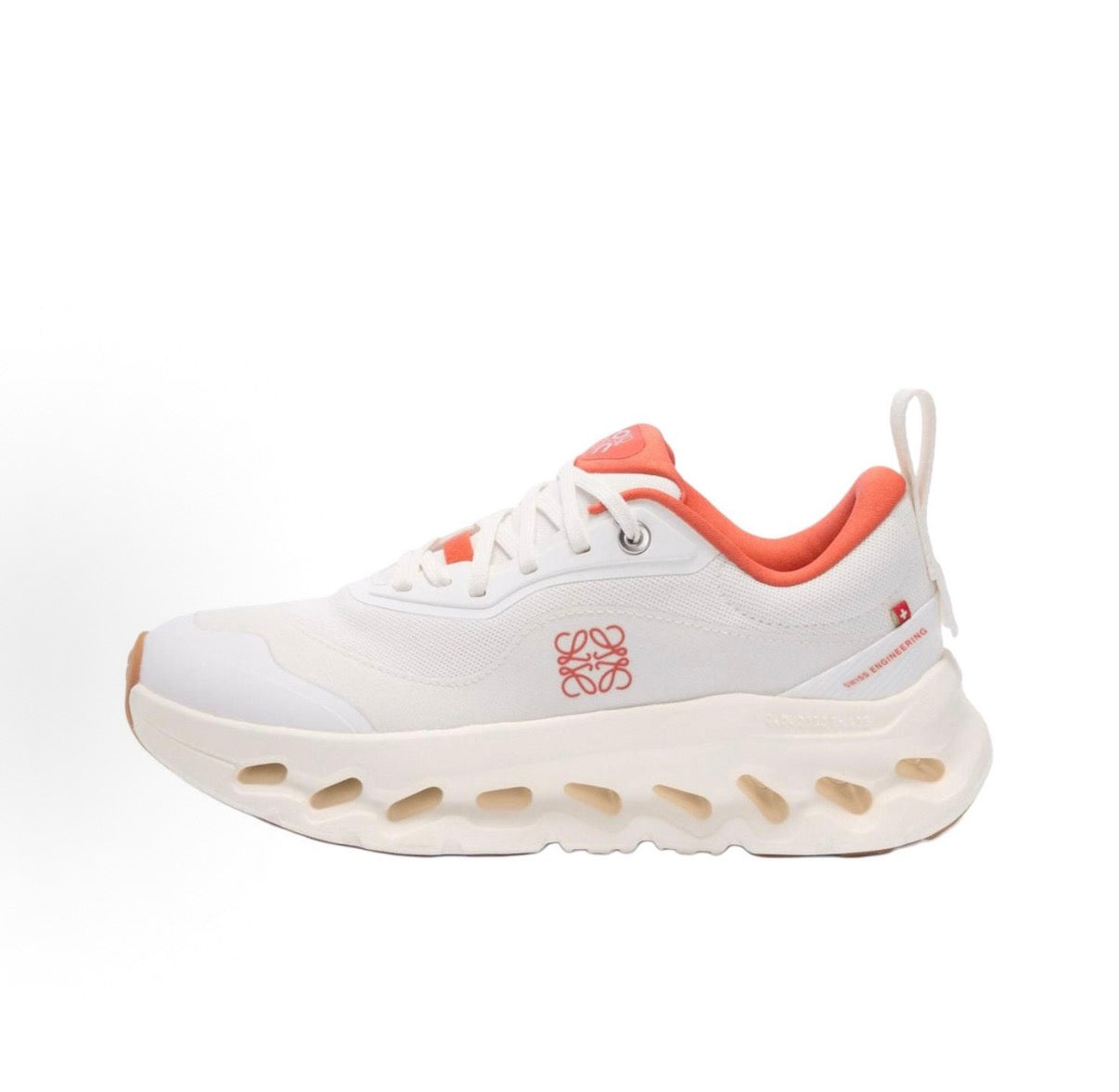 LOEWE Cloudtilt 2.0 - White / Coral